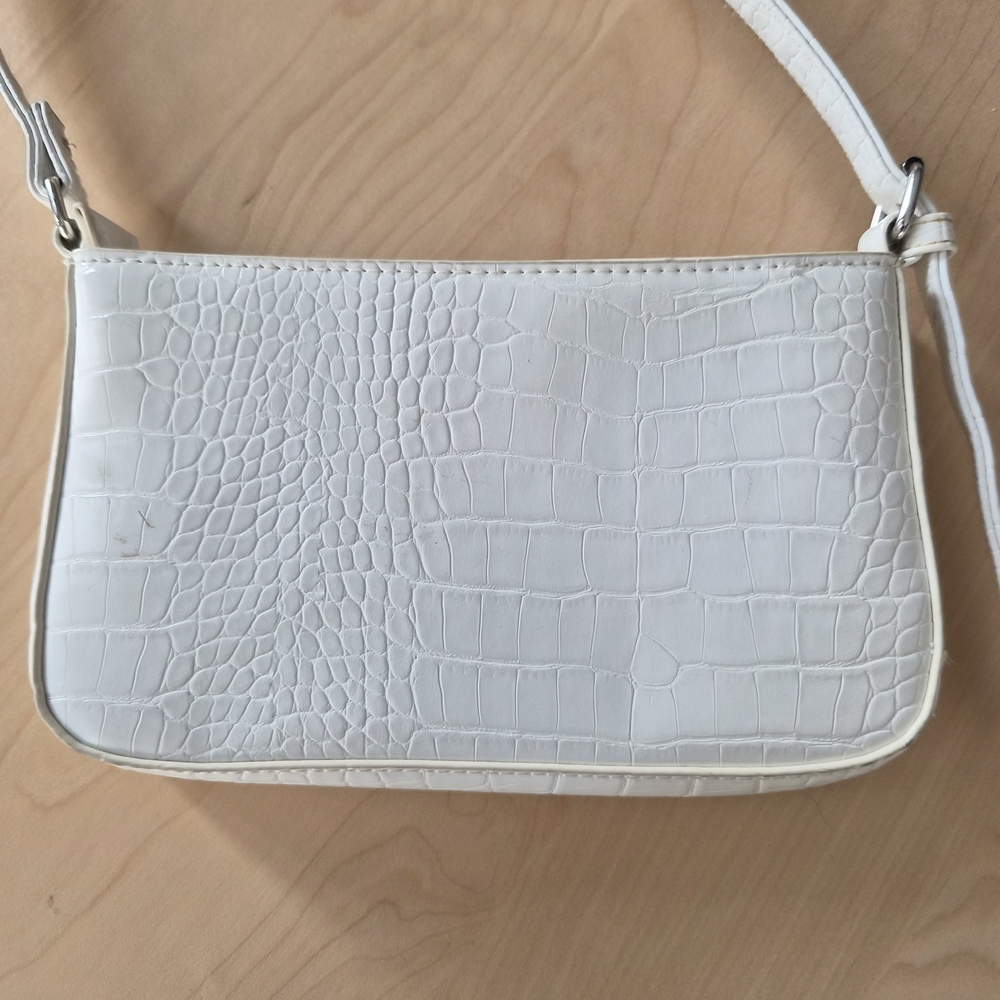 ☆5/$15☆Cotton On White Croc-Embossed Shoulder Bag | Mini Baguette Style - Picture 4 of 16